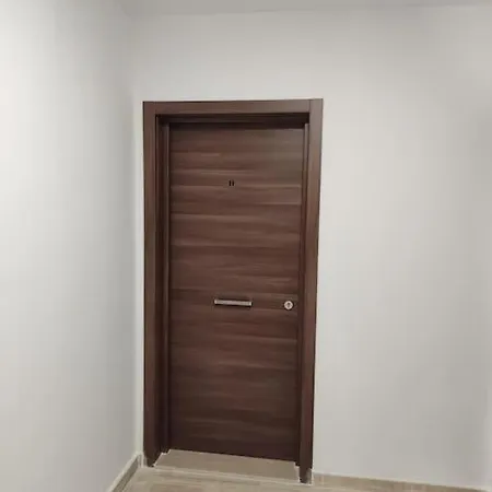 Go Exchange, Block F, Apt. 11 Apartment *